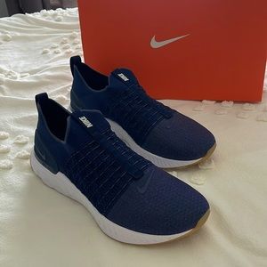 Nike React Phantom Run Flyknit 2